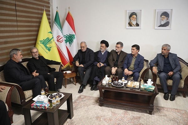 نمایندگان مجلس در دفتر حزب‌الله در تهران