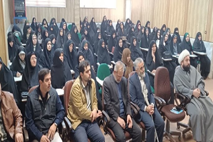 عکس | همایش فعالان قرآنی در خلخال