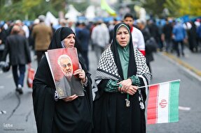 راهپیمایی ۱۳ آبان تبیین شعار «هَیهَاتَ مِنَّا الذِّلَّة» بود