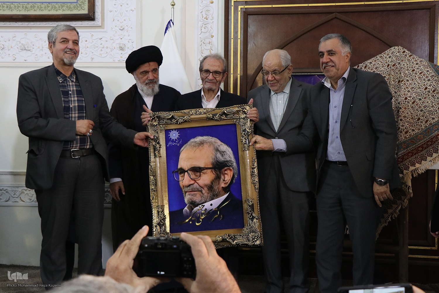 نجفقلی حبیبی؛ عالمی فروتن و مدیری نهادساز