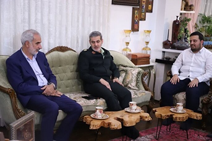 دیدار استاندار مازندران با دارنده رتبه دوم مسابقات قرآنی بین المللی