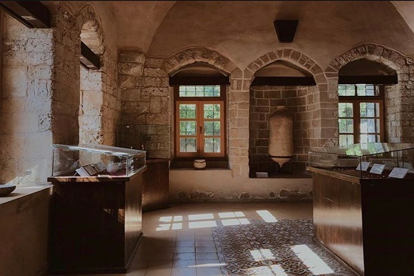 قصر پاشا (پیش از تخریب)