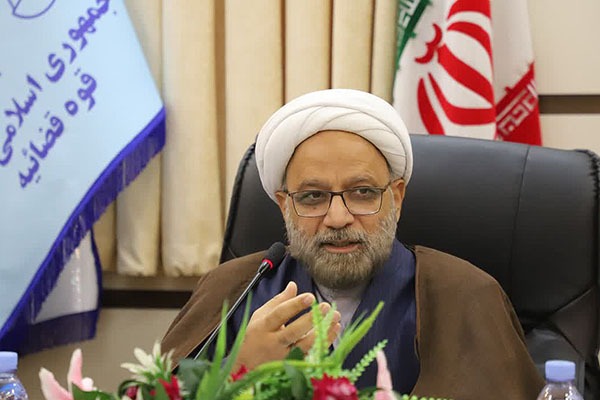 رشد و موفقیت در حوزه علوم انسانی نیازمند شخصیت وارسته است