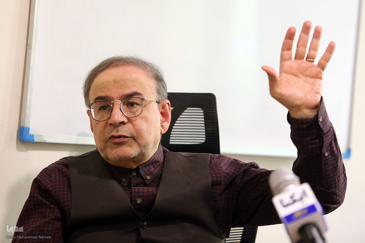 انزوا در جامعه جهانی؛ عامل اصلی عدم توسعه در حوزه فلسفه تحلیلی