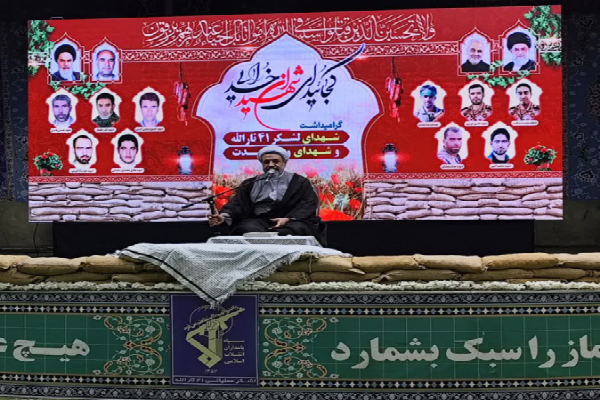 جبهه مقاومت محصول انقلاب اسلامی و دفاع مقدس است 