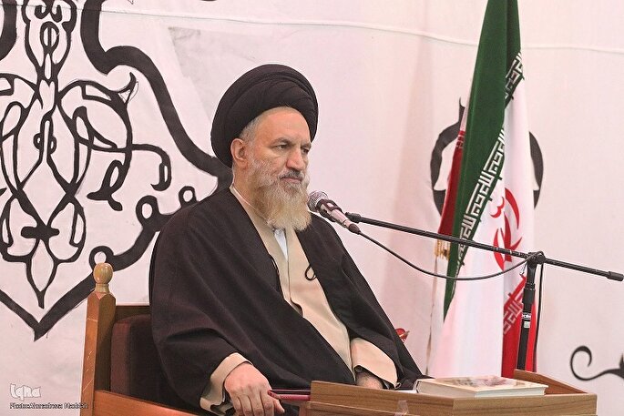 حضرت زهرا(س) را با توجه به آیات قرآن بشناشیم