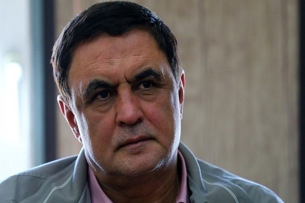 ناصر ایمانی، کارشناس مسائل سیاسی و فعال رسانه‌ای