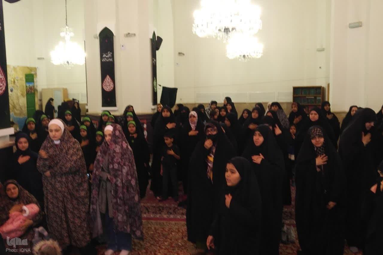 عزاداری اردوزبانان در شب شهادت حضرت فاطمه (س)