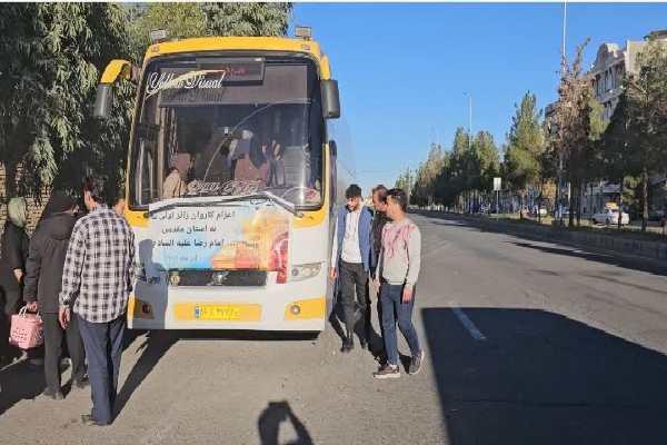اعزام ۴۴ زائر اولی از شهرستان سیرجان به مشهد مقدس 