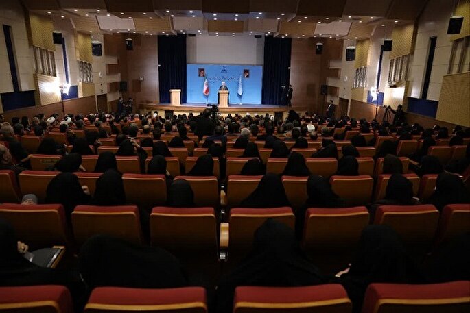 بازنگری در تعاملات با بخش خصوصی مورد تأکید است