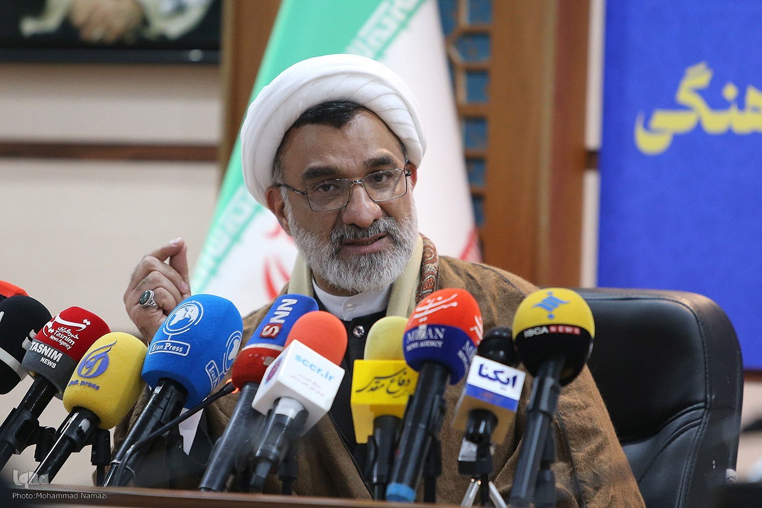 مسئله آلودگی هوا و رویدادهای اجتماعی که تعطیل نشد