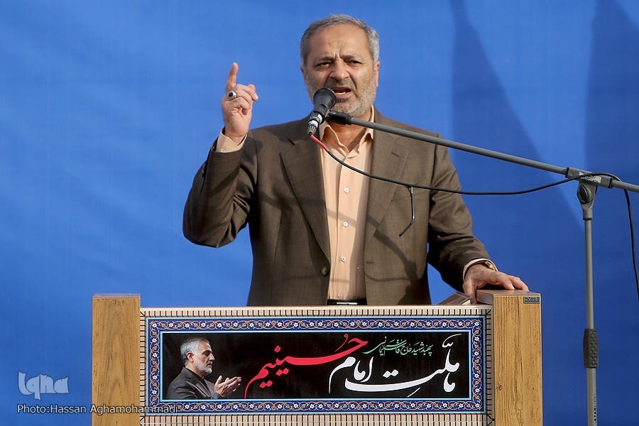 مسئله آلودگی هوا و رویدادهای اجتماعی که تعطیل نشد