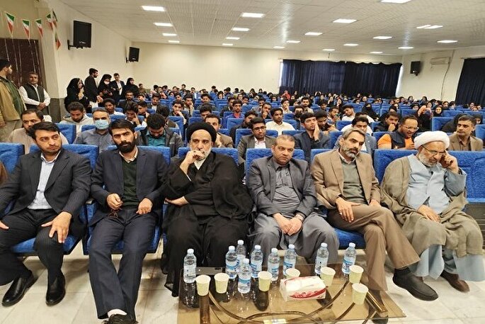 دانشگاهیان برای حل مسائل سیستان‌وبلوچستان به تیم اجرایی کمک کنند