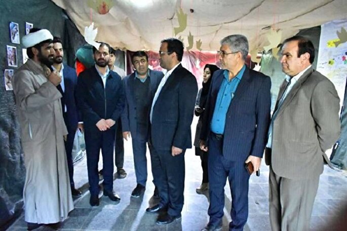 نمایشگاه «مهر مادری» در یاسوج گشایش یافت