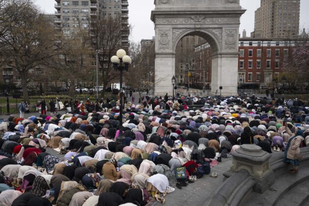 نماز عید فطر در سراسر جهان به روایت تصویر