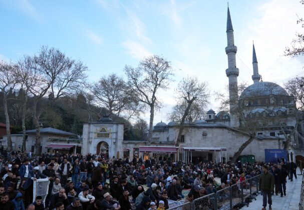 نماز عید فطر در سراسر جهان به روایت تصویر