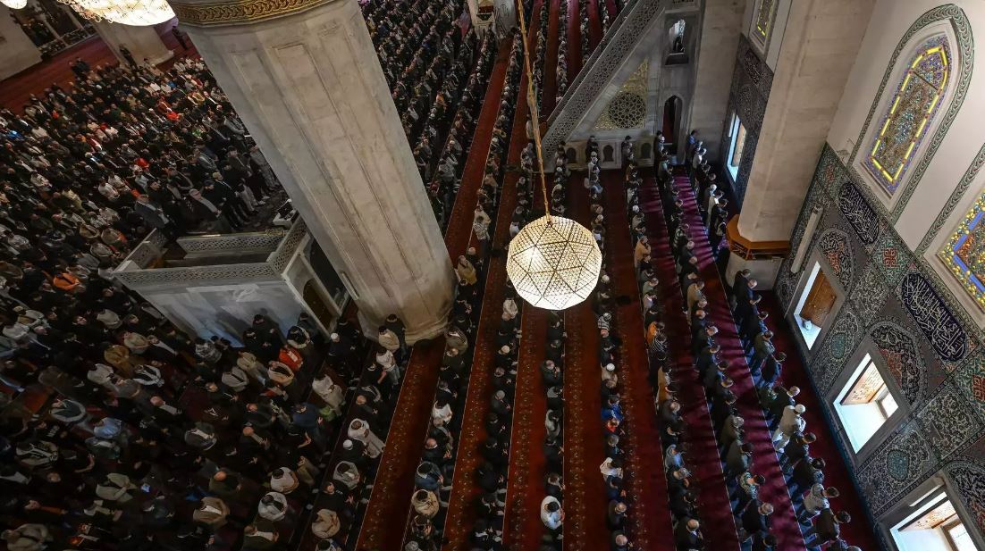 نماز عید فطر در سراسر جهان به روایت تصویر