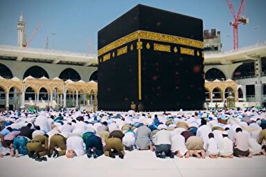 فیلم | بی‌تابی پیامبر اکرم(ص) در پایان ماه رمضان