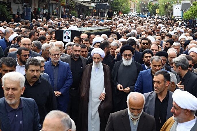 پیکر حجت‌الاسلام والمسلمین محمدعلی محمدی لائینی در نکا تشییع شد