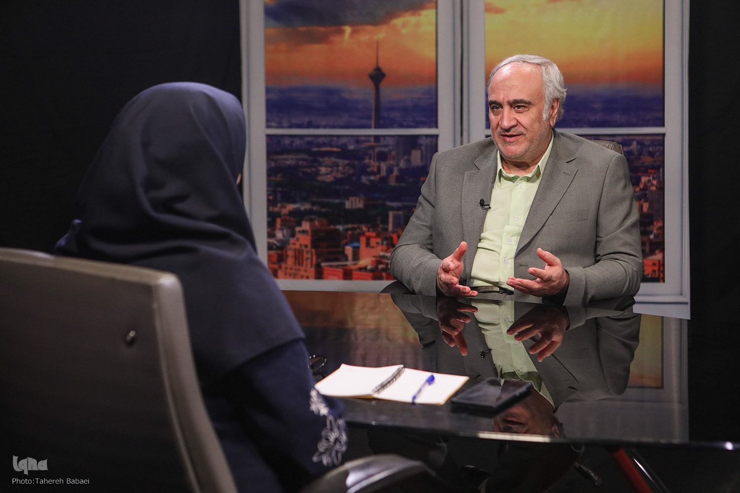 هدایت خاموش: کلید تربیت دینی نسل جدید هدایت خاموش: کلید تربیت دینی نسل جدید