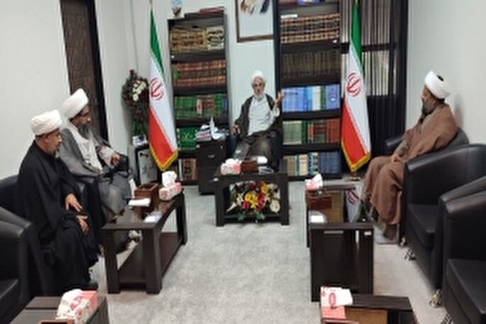 حوزه علمیه باید پاسخ‌گوی نیازهای روز جامعه باشد