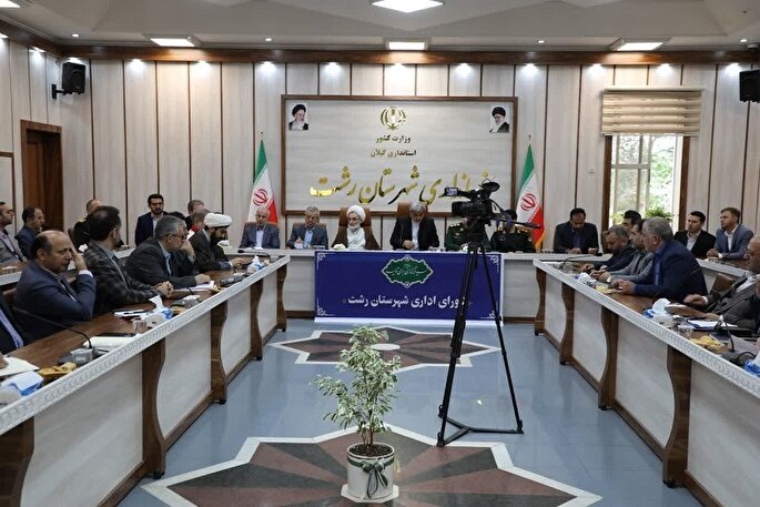 مدیران باید زمینه رشد تولید را در گیلان فراهم کنند