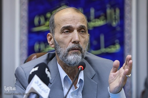 عبایی، نامی که داوران بین‌المللی به اعتبار آن وارد ایران می‌شدند