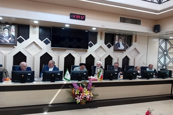 برگزاری نشست انجمن خادمان قرآن با رئیس سازمان اوقاف + عکس