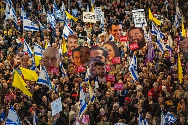 از تأکید حماس بر عدم مذاکره برسر سلاح مقاومت تا تسلیم شدن رئیس شاباک برای استعفا