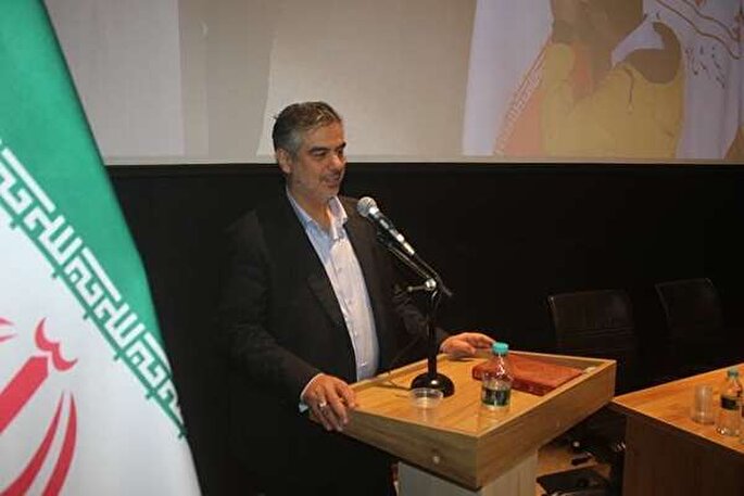 نشان ملی کربلایی کاظم ساروقی نماد پیوند علم و ایمان است