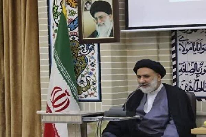 کار برخی مداحان غیر رسمی تزریق ناامیدی است