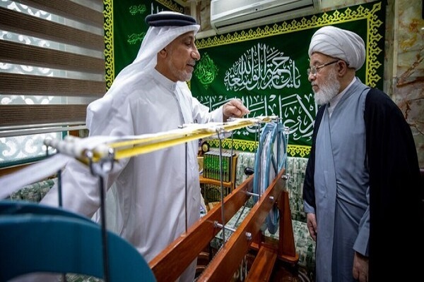 اهدای طولانی‌ترین قرآن جهان به آستان حسینی + عکس و فیلم