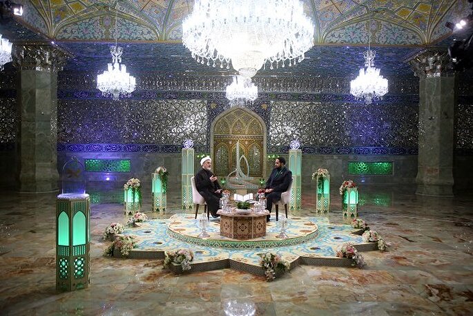 عکس | پخش ویژه‌برنامه سحرگاهی «دل آرام» از حرم مطهر بانوی کرامت
