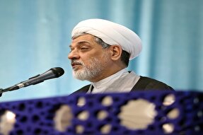 هدف منافقان و نفوذی‌ها نابودی اسلام است