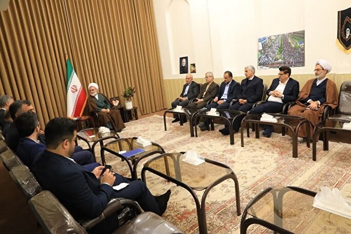 سرمایه‌گذاری و تولید اولویت نخست کشور است