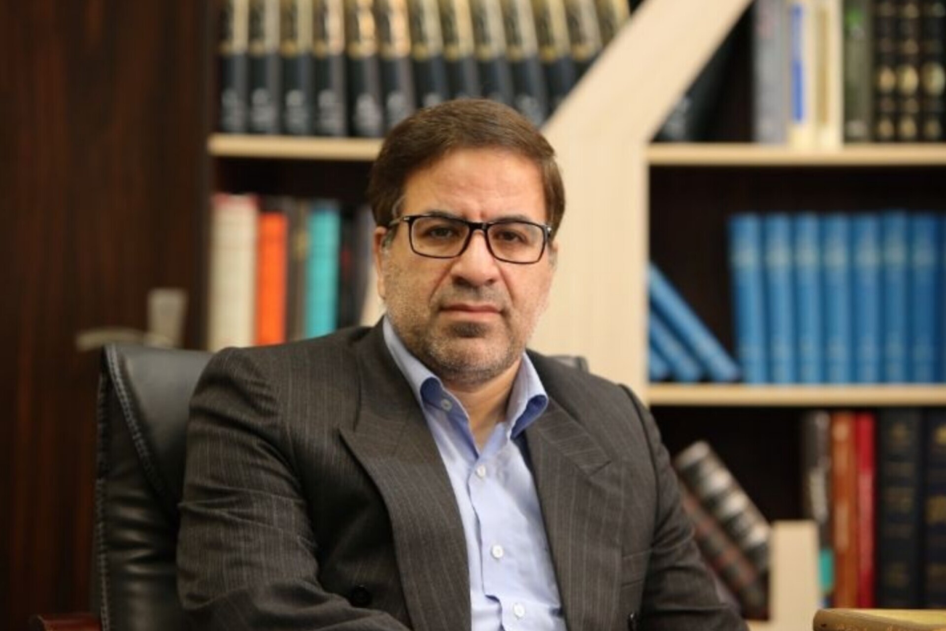 گفتوگو جوهره فکر فلسفی غلامحسین ابراهیمی دینانی است گفتوگو جوهره فکر فلسفی غلامحسین ابراهیمی دینانی است