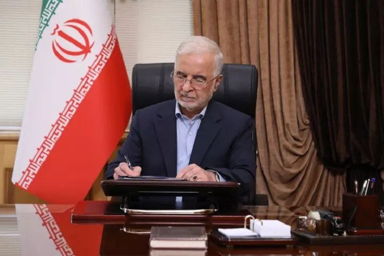 اسکندر مؤمنی، وزیر کشور