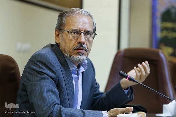 دانشگاه ایرانی در تلاقی ایده و واقعیت؛ بررسی چالشهای مفهومی دانشگاه در ایران دانشگاه ایرانی در تلاقی ایده و واقعیت؛ بررسی چالشهای مفهومی دانشگاه در ایران