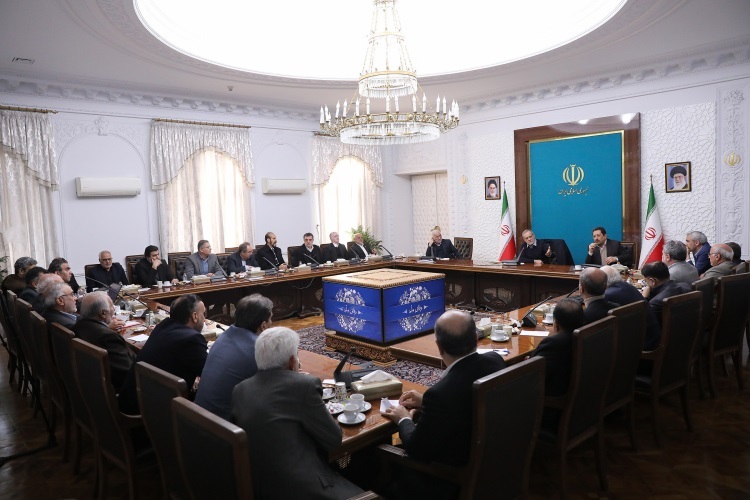 پزشکیان در نشست با فعالان اصناف و بازاریان پزشکیان در نشست با فعالان اصناف و بازاریان