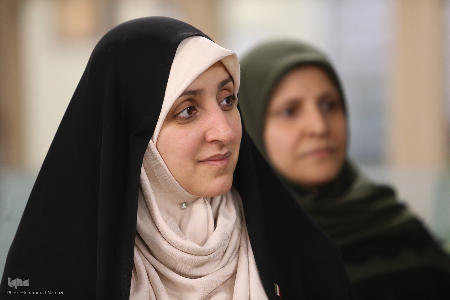 زهرا بهروزآذر زهرا بهروزآذر