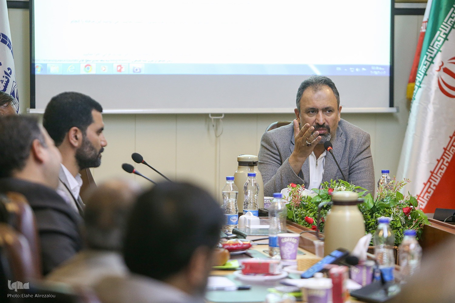 وبسایت آموزش قرآنِ کتاب‌هایِ درسی رونمایی شد + عکس