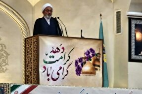 معلمان باید نسل آینده را با الگوهای اسلامی تربیت کنند