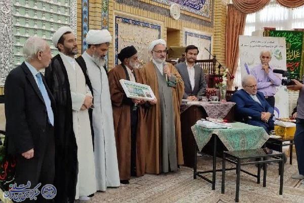 تجلیل از اساتید قرآن در جلسه منتظران ولیعصر(عج) مشهد
