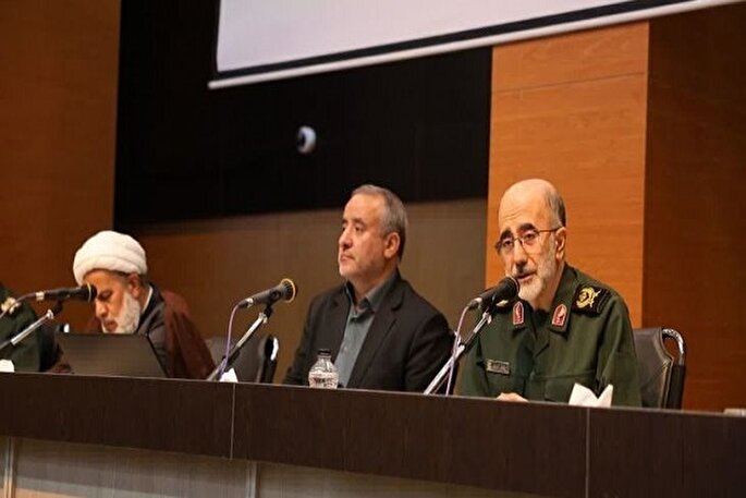 کار برای شهدا نیازمند مشارکت مردمی است