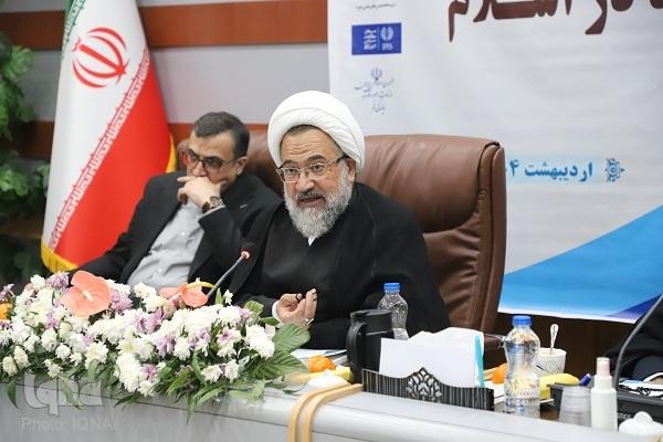 آیت‌الله ابوالقاسم علیدوست، عضو جامعه مدرسین حوزه علمیه قم