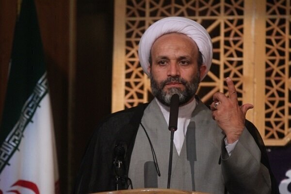 حجتالاسلام والمسلمین محمدرضا تویسرکانی، نماینده ولی فقیه در نیروی هوافضای سپاه حجتالاسلام والمسلمین محمدرضا تویسرکانی، نماینده ولی فقیه در نیروی هوافضای سپاه