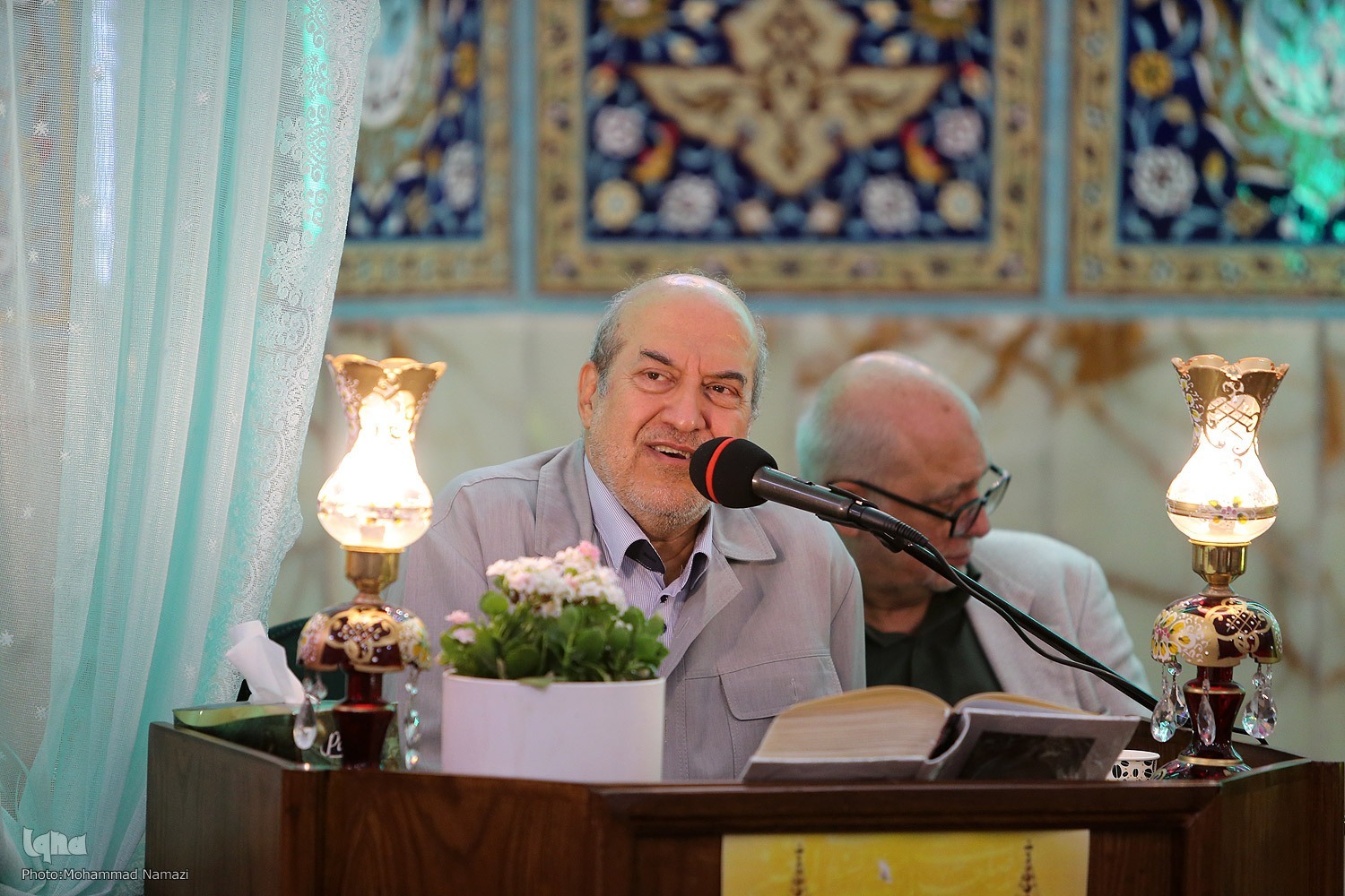 گزارش جلسه استاد اخوان