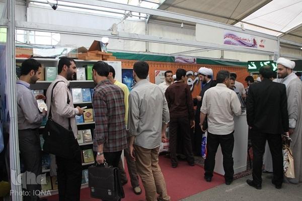 محمد قربانی، معاون بازرگانی و خدمات فرهنگی مرکز تحقیقات کامپیوتری علوم اسلامی