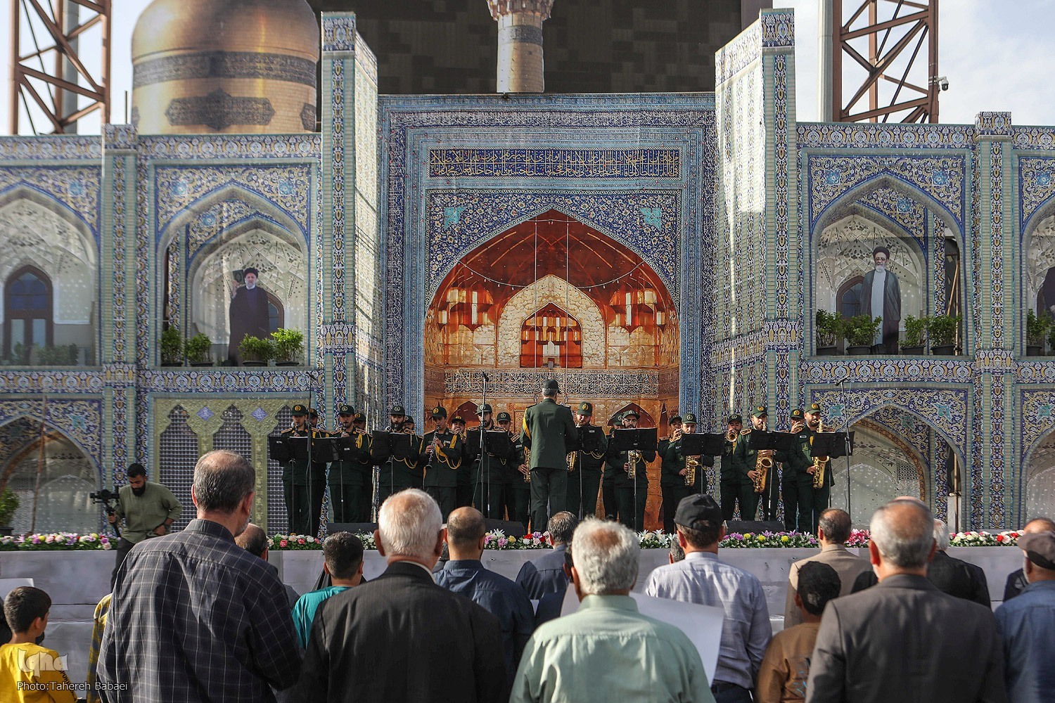 «اجتماع مردمی شهدای خدمت، خادمان حرم ایران» برگزار شد