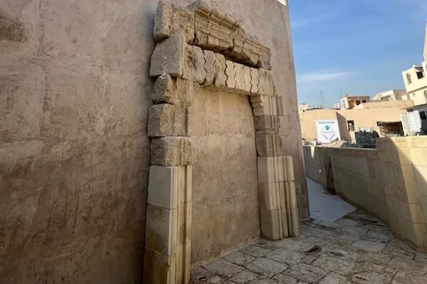 بازسازی دروازه شمالی مسجد تاریخی موصل + عکس